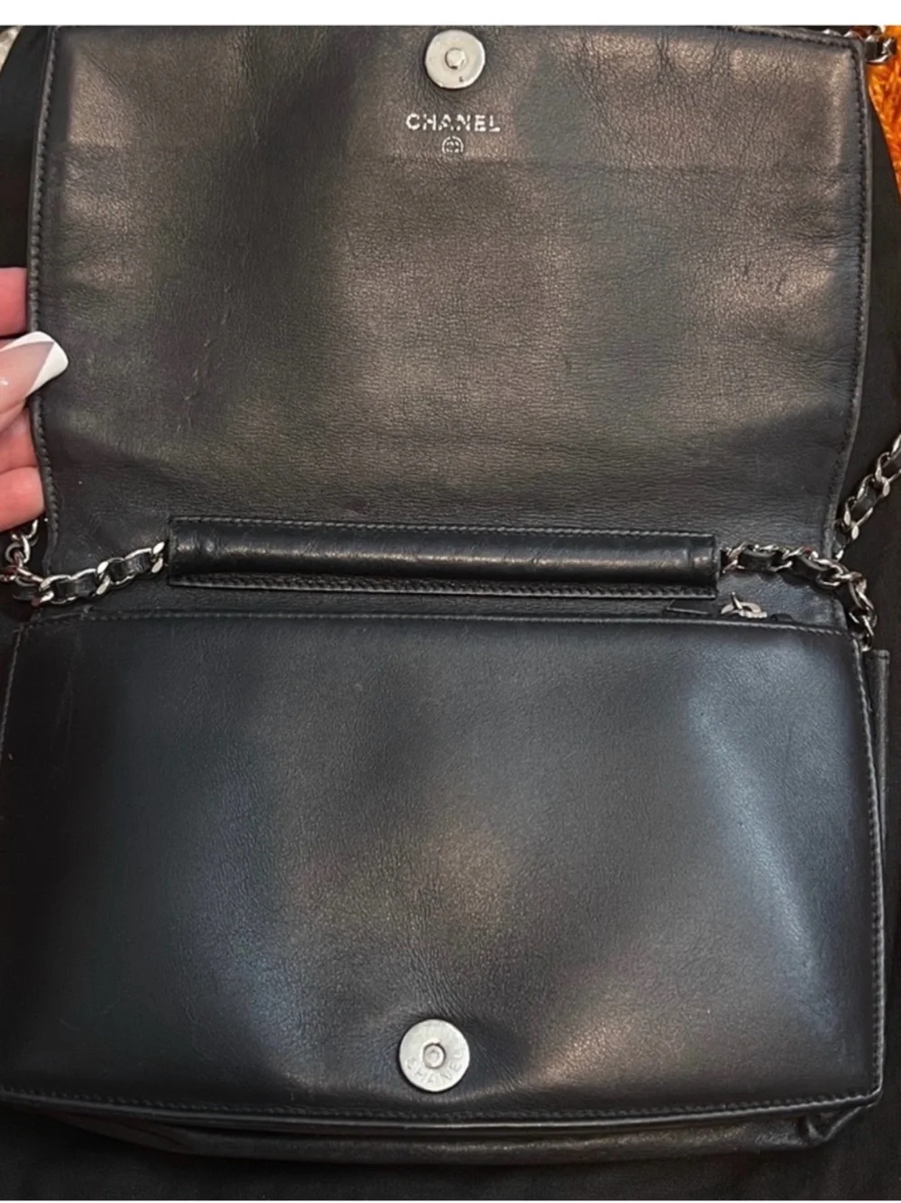 Chanel - Picture 5 of 10